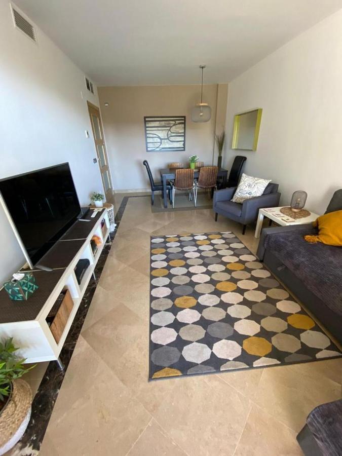 Marina Del Castillo, Duquesa Beachfront Apartment Manilva Buitenkant foto